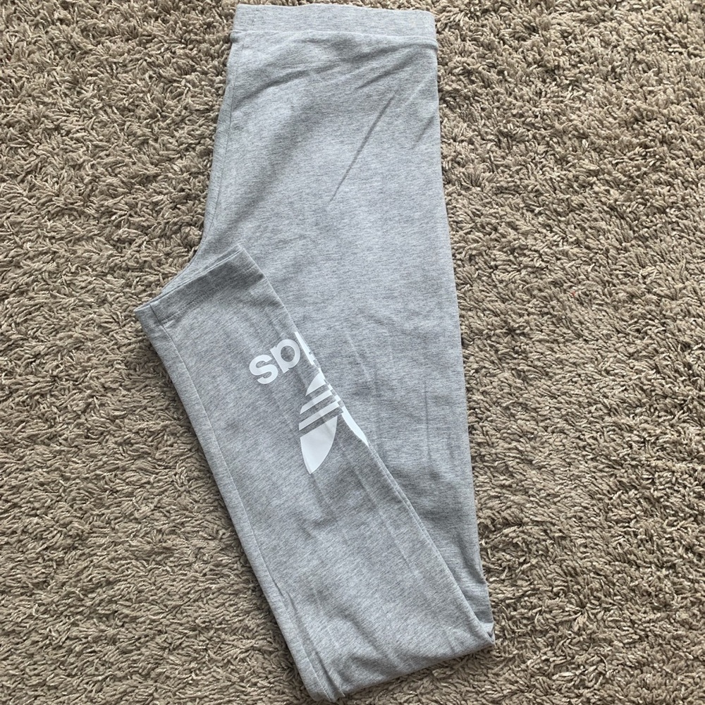 NEVER WORN: Adidas Leggings